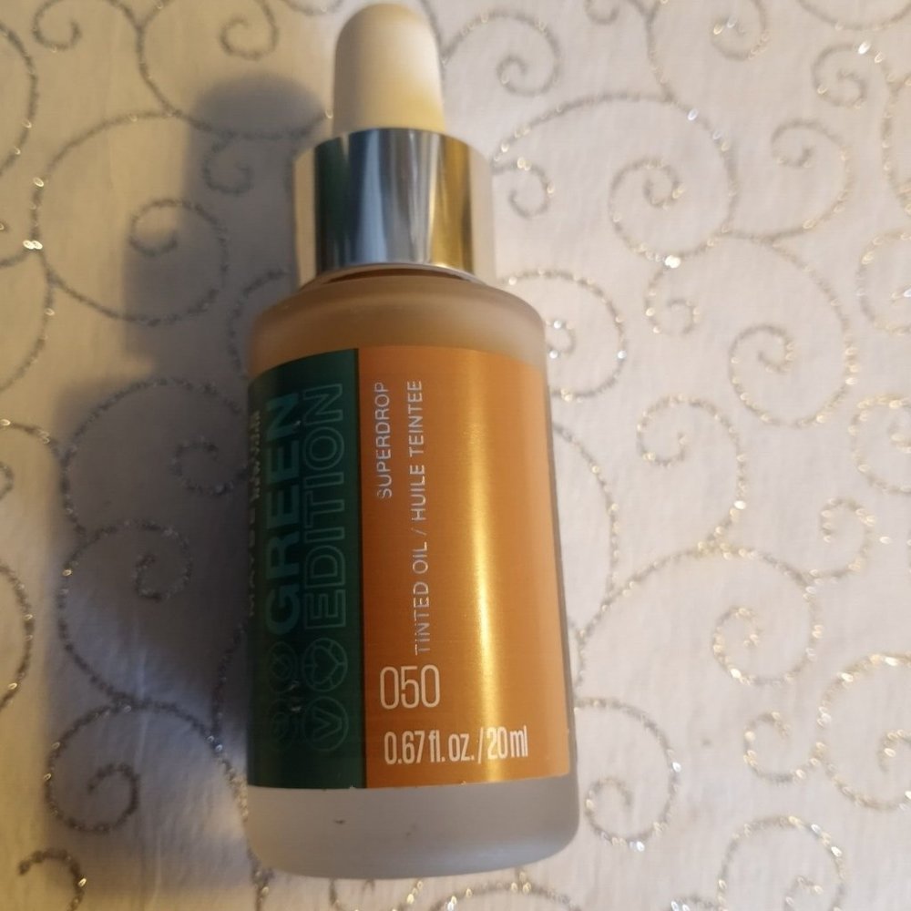 Maybelline New York Green Edition Superdrop Tinted Oil #50